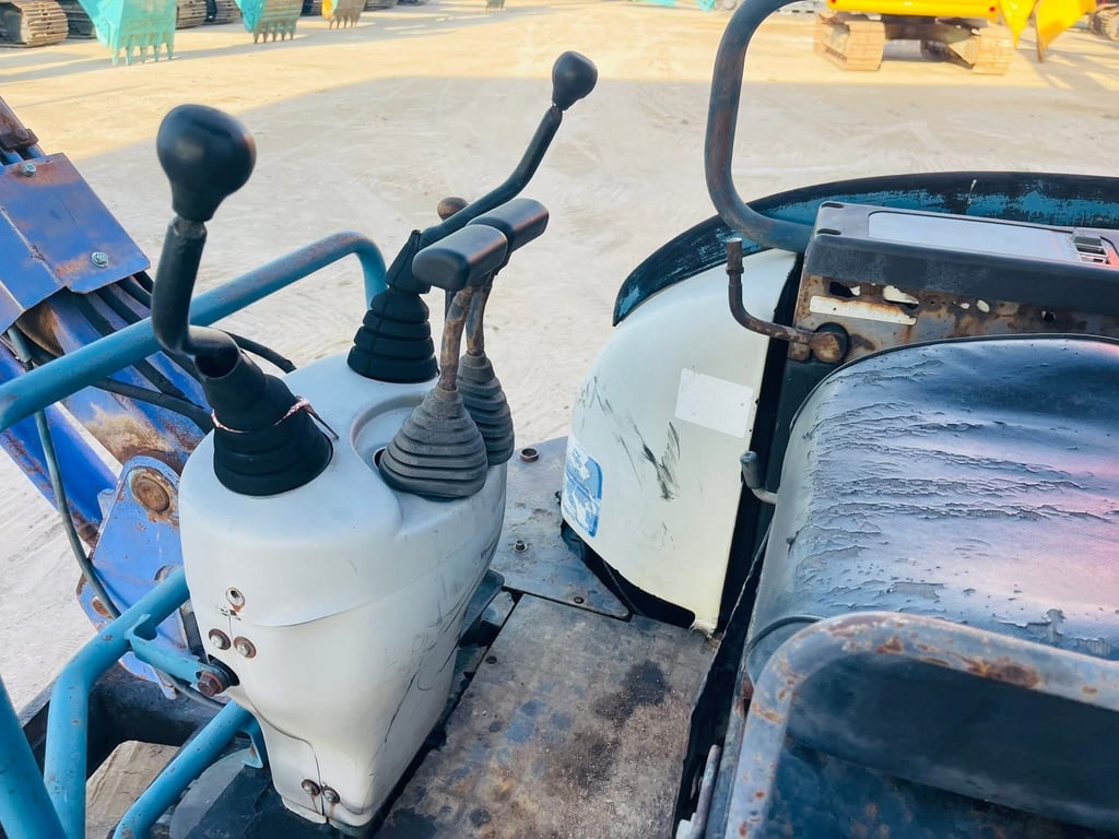 มิชุมิชิ MM30CR เก่านอกใช้งานน้อย เครื่องปั๊มแรง มิชุมิชิ MM30CR เก่านอกใช้งานน้อย เครื่องปั๊มแรง