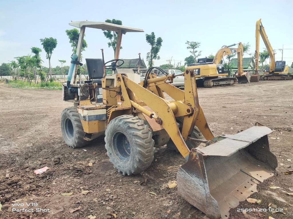 รถตัด 0.5 คิวWA30-2 เร็วแรง เครื่อง-เกียร์ดี รถตัด 0.5 คิวWA30-2 เร็วแรง เครื่อง-เกียร์ดี