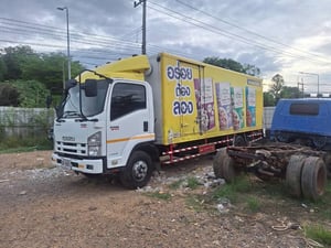 ISUZU Frr 210 ตู้แห้ง 3 บาน ยาว 6.50.เมตร