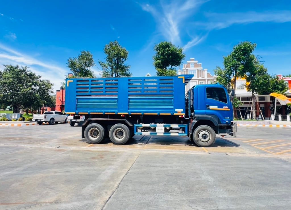 ไมล์ 2 หมื่นนิด❗️ISUZU FXZ 360 MT แม่เดียว รถ 8 เดือนดั้มพ์เกษตร ปี 2567 ไมล์ 2 หมื่นนิด❗️ISUZU FXZ 360 MT แม่เดียว รถ 8 เดือนดั้มพ์เกษตร ปี 2567