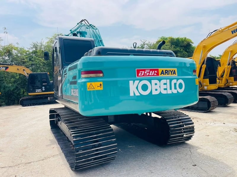 SK200-8YN12  เครื่องปั้มแห้ง เอวแนน่