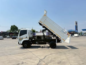 ISUZU NEW FRR 210 แรง 6ล้อดั้มพ์ 5 คิว