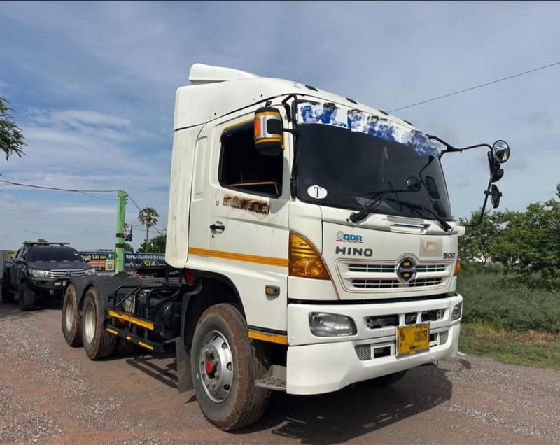 HINO 380 (ยาง.80-90%) ปี 2555 HINO 380 (ยาง.80-90%) ปี 2555