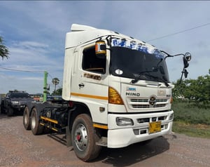 HINO 380 (ยาง.80-90%) ปี 2555 HINO 380 (ยาง.80-90%) ปี 2555