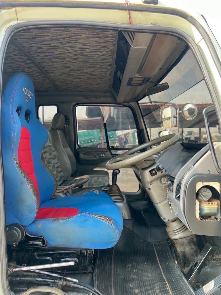 HINO FW3H 195 แรง สองเพลา ท้ายลาด