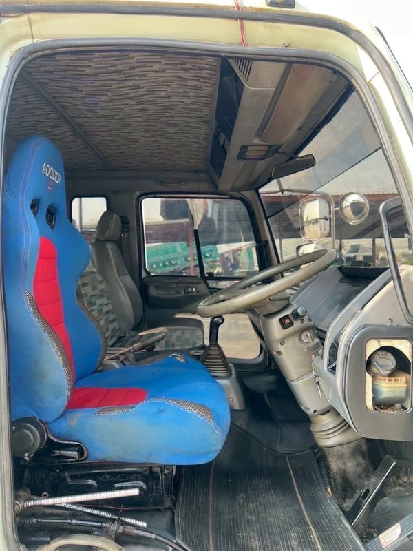 HINO FW3H 195 แรง สองเพลา ท้ายลาด