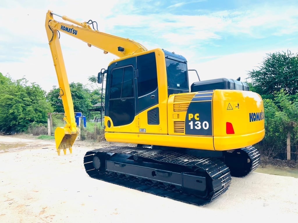 PC130-8 บุมยาว 12 เมตร แท้โรงงานเดิมๆ PC130-8 บุมยาว 12 เมตร แท้โรงงานเดิมๆ