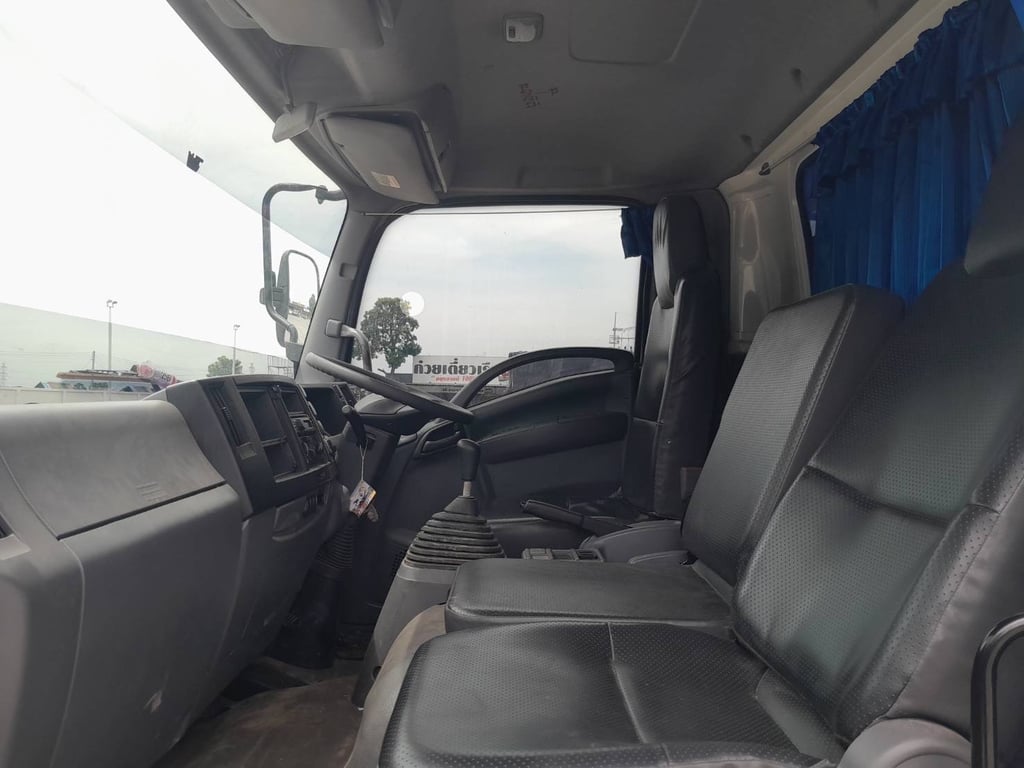 6ล้อคอกสูง ISUZU.FRR 210 แรง กะบะเหล็กเปิดข้าง ได้รอบ