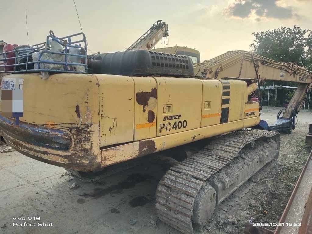 KOMATSU PC400-6 ไวโบ  บูมยาว 16 เมตรปักได้