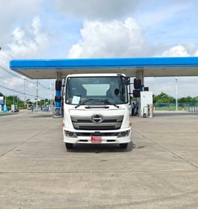 HINO 240 แรง 1.FC2AB-102256  AO5C เครื่อง 4 สูบ หัวคลัซซี ยาว.6.00 เมตร ฟรีค่าโอน พร้อมส่ง ราคา 590,000 บาท