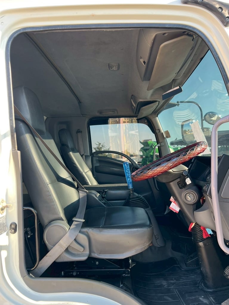 ISUZU 345 ปี 2562 แท๊งค์ใหม่ๆพร้อมวาง ระบบใหม่หมด ISUZU 345 ปี 2562 แท๊งค์ใหม่ๆพร้อมวาง ระบบใหม่หมด