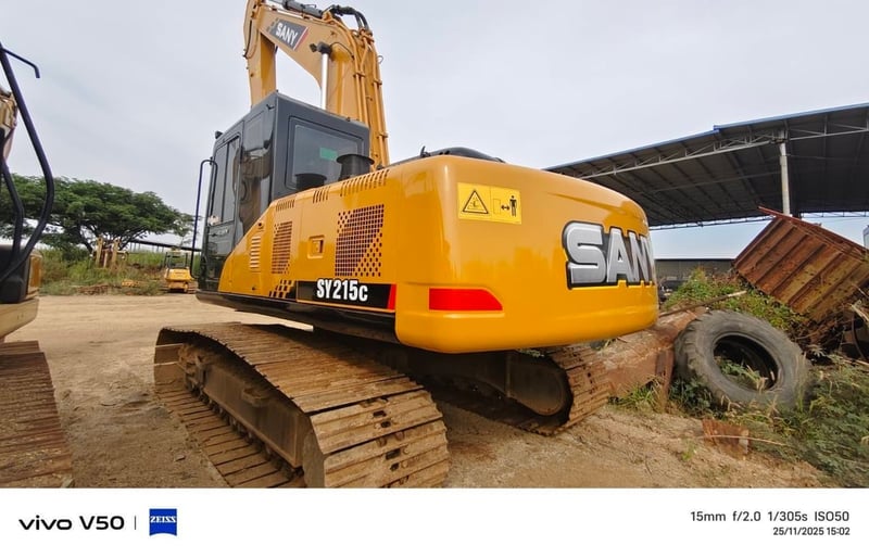 SANY SY215C เครื่อง-ปั้มดี  ช่วงล่างดี โซ่ใหม่