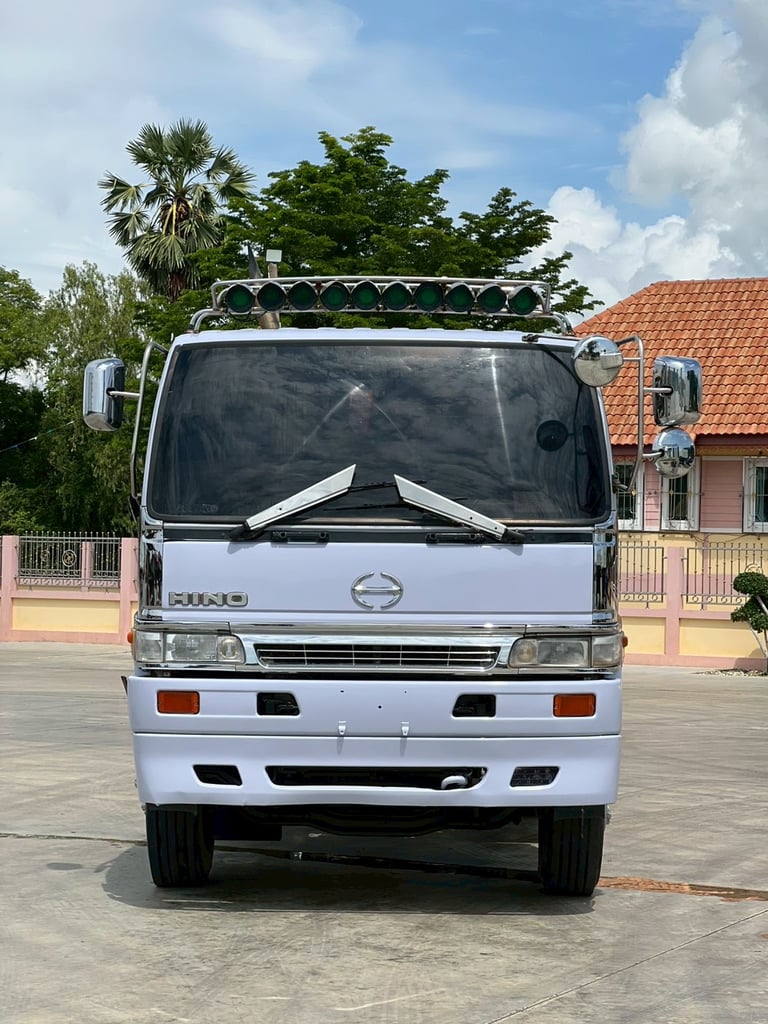 HINO  2K 260 แรง หัวลาก  ปี 2540