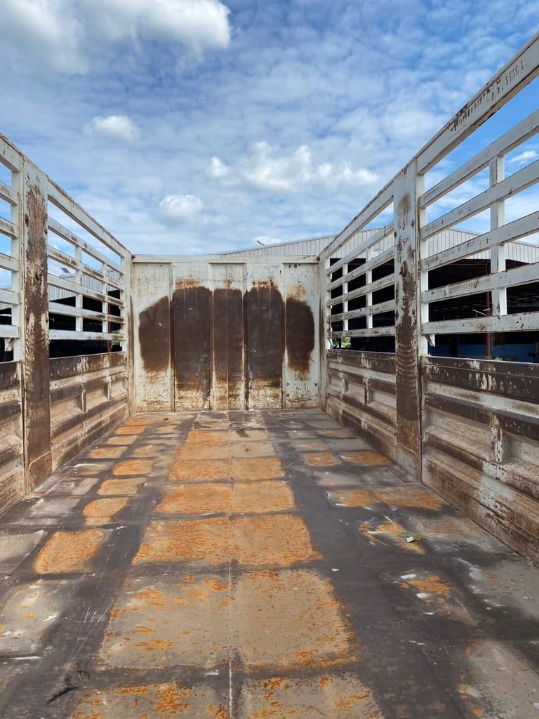 ISUZU FXZ 360 แรง พ่วงแม่ลูกไม่ดั้มพ์ ISUZU FXZ 360 แรง พ่วงแม่ลูกไม่ดั้มพ์