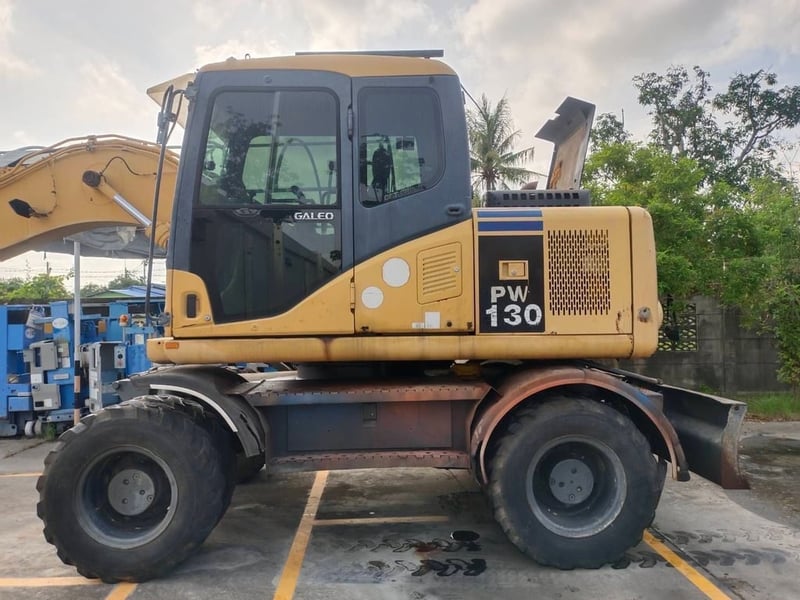 ล้อยาง PW130-7 (เก่านำเข้า)  เล่มทเบียน เครื่องปั้มเกียดี 