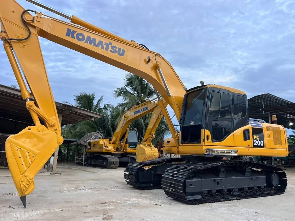 PC200-7 ไฟฟ้าครบ เอกสารครบ PC200-7 ไฟฟ้าครบ เอกสารครบ