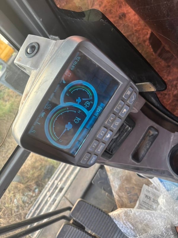 XCMG XE215C ชุดแจ้งจำหน่าย แอร์เย็นๆ XCMG XE215C ชุดแจ้งจำหน่าย แอร์เย็นๆ