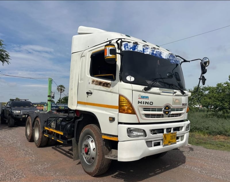 HINO 380 (ยาง.80-90%) ปี 2555 HINO 380 (ยาง.80-90%) ปี 2555