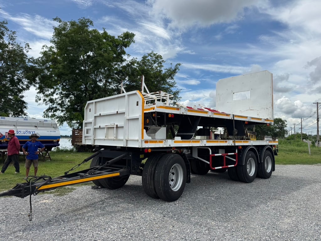 ขายลูกพ่วงพื้นเรียบ 2 คาน พร้อมหางตัวแม่  ยาว 6.50 เมตร อู่ พนัส