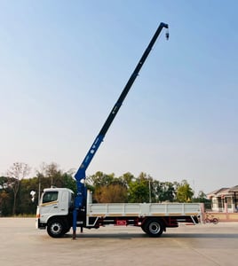 HINO FG8J 240 แรง ติดเครน 5 ตัน เครน 