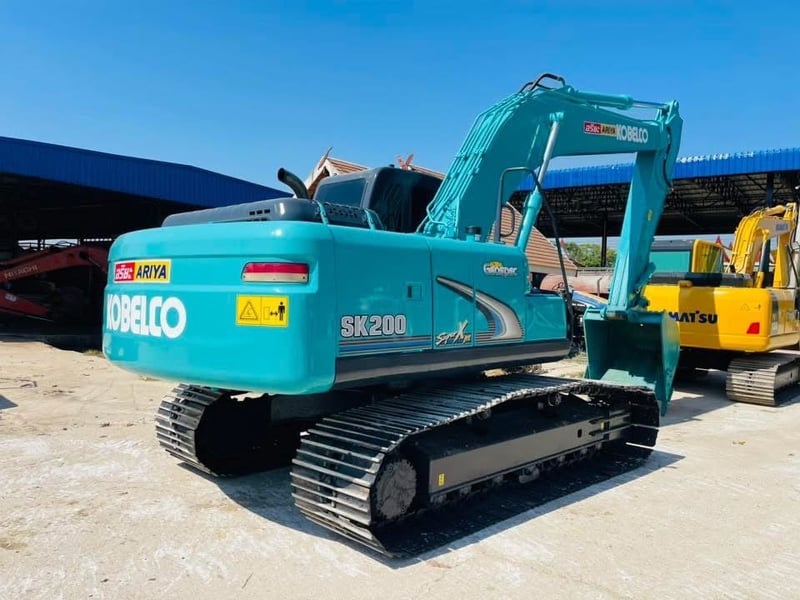 SK200--8X ไฟฟ้าครบ  เครื่องปั้มแห้ง 