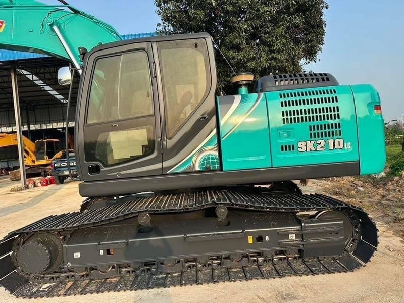 Kobelco SK210-10 ไมล์ ชม 8600 Kobelco SK210-10 ไมล์ ชม 8600
