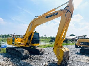 PC200-6 ไฟฟ้าครบ พร้อมลายแย็ก  แอร์เย็น