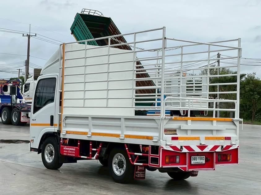 ฟรีๆ❗️ค่าจัด ค่าโอน ค่าส่ง ทั่วไทย❗️ไมล์ 21,784 กิโล❗️ ISUZU NLR 2999 ปี 2566