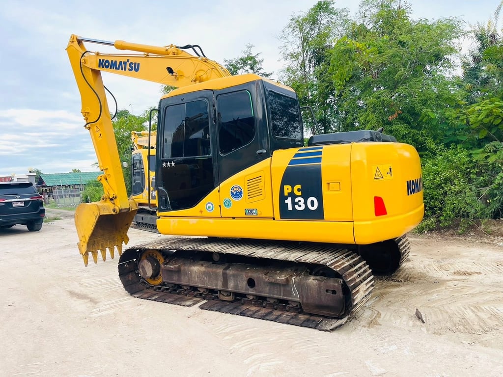 PC130-7 ไฟฟ้าครบ ระบบดี เครื่องปั้มแห้ง PC130-7 ไฟฟ้าครบ ระบบดี เครื่องปั้มแห้ง
