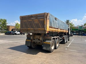 HINO FM2P 320 ปี 2548 หัวพร้อมหาง เซมิดั้มพ์