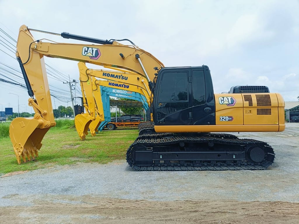 CAT 320GX ไมล์ ช.ม 3000 เล่มทะเบียน CAT 320GX ไมล์ ช.ม 3000 เล่มทะเบียน