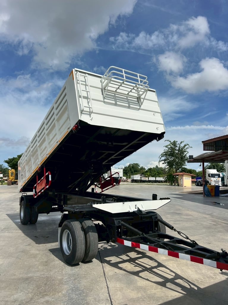 ลูกพ่วงดั้มพ์  2 เพลา ปี 2562 ( สำหรับ ตัวแม่ 6 ล้อ ) ลูกพ่วงดั้มพ์  2 เพลา ปี 2562 ( สำหรับ ตัวแม่ 6 ล้อ )