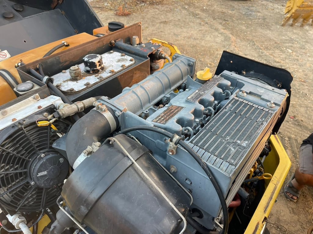 รถบด โบแม้ก 3.5 ตัน สองเพลา สะเทือนหน้าสะเทือนหลัง รถบด โบแม้ก 3.5 ตัน สองเพลา สะเทือนหน้าสะเทือนหลัง