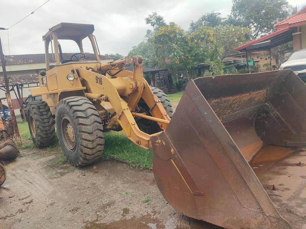 CAT 916 ดิสเบรก แขนยาว สภาพสวยๆ เครื่องเกียดี ยางดี CAT 916 ดิสเบรก แขนยาว สภาพสวยๆ เครื่องเกียดี ยางดี