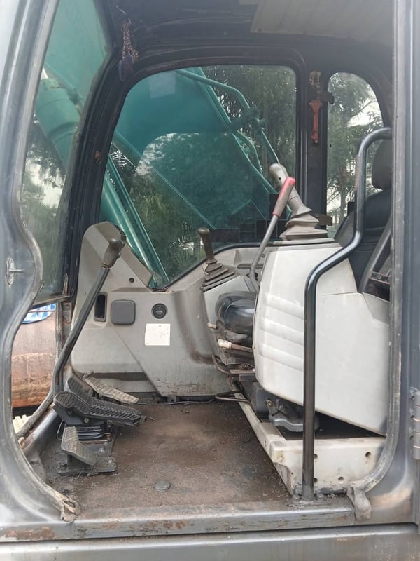 SK200-6 YN10 ไมล์ 9,000 ชม. มีไลน์หัวเจาะพร้อมใช้ SK200-6 YN10 ไมล์ 9,000 ชม. มีไลน์หัวเจาะพร้อมใช้