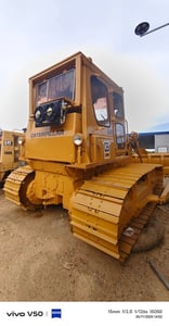 รถตีนตะขาบ D5B  แอร์เย็นๆ ช่วงล่างสวย 