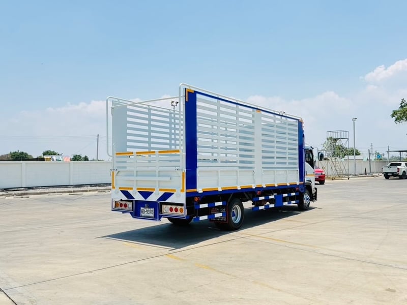 ISUZU FRR 210 แรง กะบะเหล็กพร้อมคอก