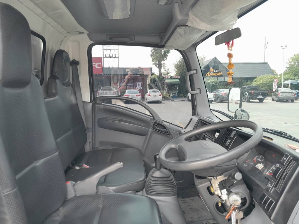 ไมล์ 139,813❗️ISUZU NLR 130 แรง ยาว 3.20 เมตร ปี 2566 ไมล์ 139,813❗️ISUZU NLR 130 แรง ยาว 3.20 เมตร ปี 2566