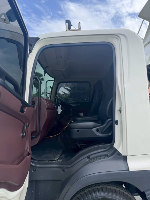 พ่วงแม่ลูกดั้มพ์ HINO FC9J 210 (6ล้อพ่วง) พ่วงแม่ลูกดั้มพ์ HINO FC9J 210 (6ล้อพ่วง)