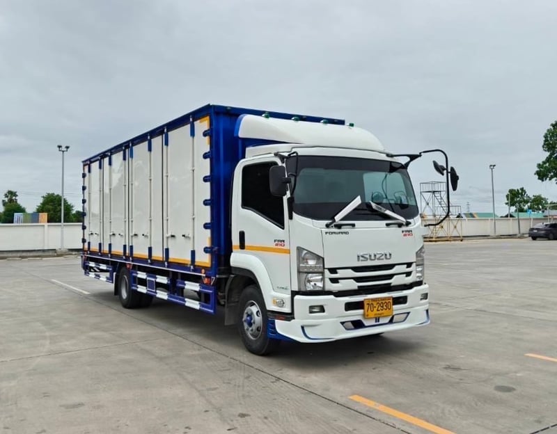 ISUZU FRR 210 ตู้แห้ง 10 บาน ยาวใน 7.43 เมตร