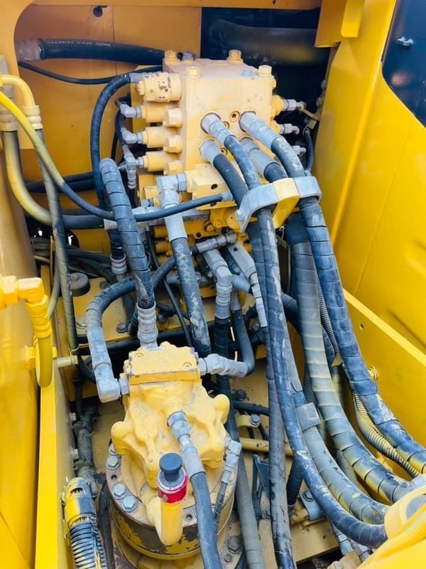 ไมล์ ชม 4,200❗️PC130-8 MO จอเหลือง ไมล์ ชม 4,200❗️PC130-8 MO จอเหลือง