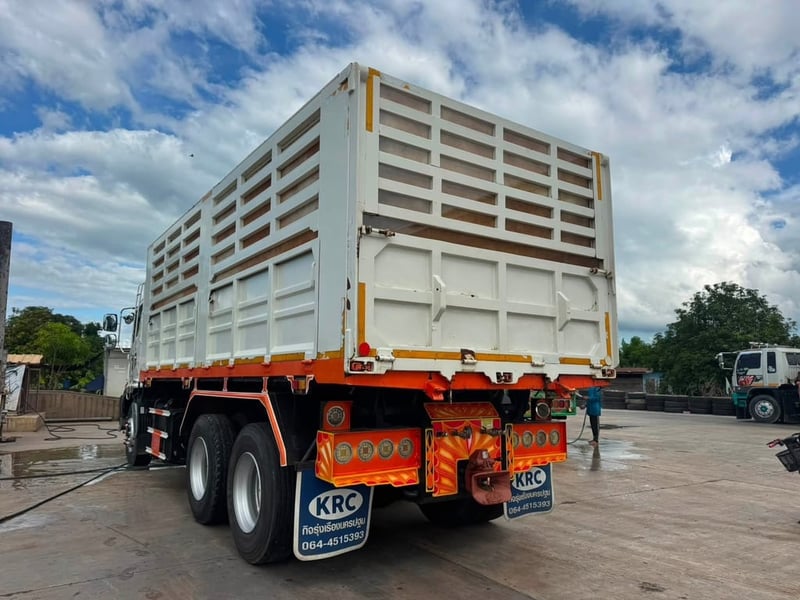 HINO FM8J 260 ไมล์ 117,961 กิโล ดั้มพ์หินทราย ปี 2566 HINO FM8J 260 ไมล์ 117,961 กิโล ดั้มพ์หินทราย ปี 2566