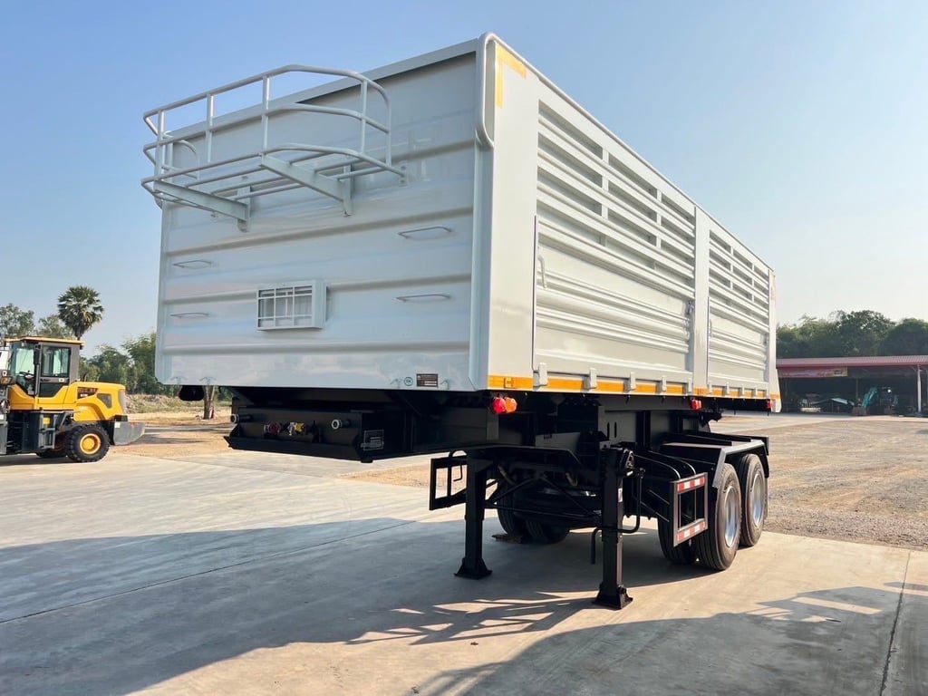 ISUZU 360 ปี 2557 หัวลากพร้อมหางเซมิดั้มพ์  (หางป้ายแดง)