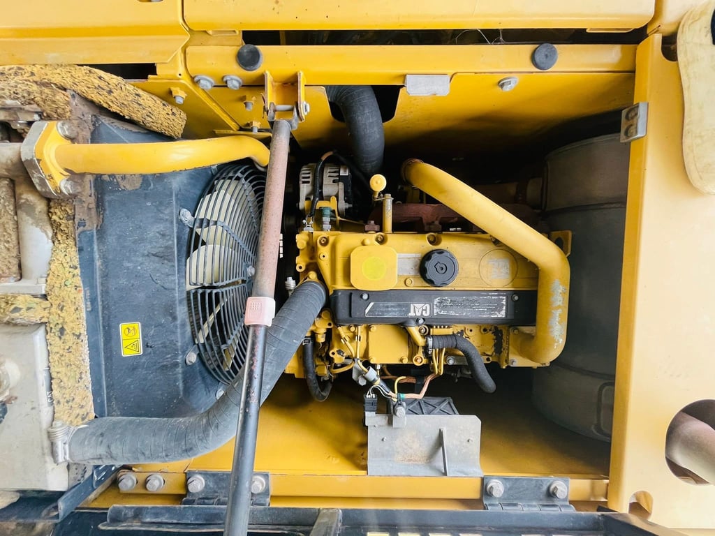 ไมล์ ช.ม 8000❗️CAT312D2 ญี่ปุ่น มือเดียวป้ายแดง  สีเดิมๆรอบคัน