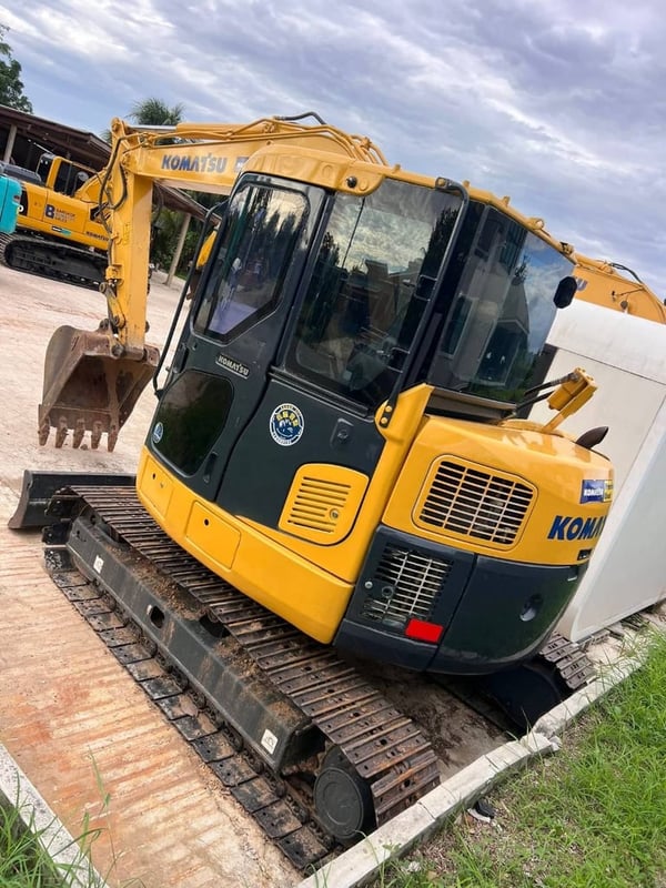Komatsu PC78-8 เอกสารโคมัสสุ มีใบดัน