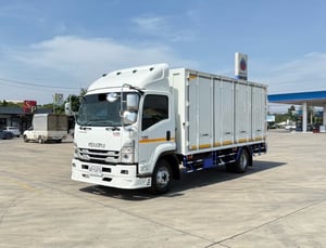 เข้าใหม่❗️ไมล์ 65,510 กิโล❗️ISUZU NEW FRR 210 แรง ตู้เเห้ง 10 บาน เข้าใหม่❗️ไมล์ 65,510 กิโล❗️ISUZU NEW FRR 210 แรง ตู้เเห้ง 10 บาน