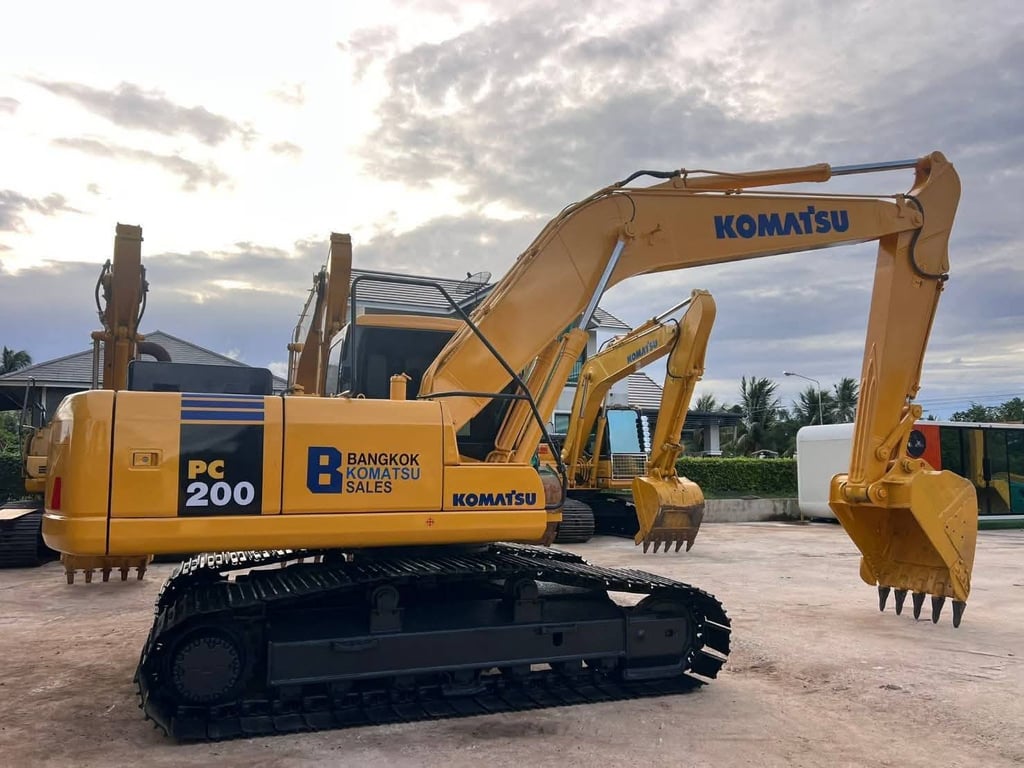 PC200-7 ไฟฟ้าครบ เอกสารครบ PC200-7 ไฟฟ้าครบ เอกสารครบ