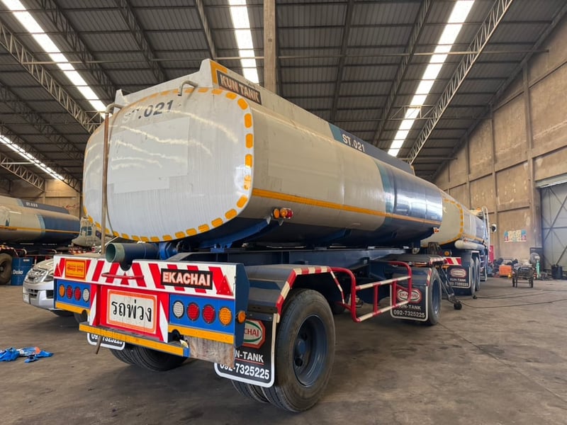 HINO FM1J 245 แรง พ่วงแม่ลูก แท็งก์สวย