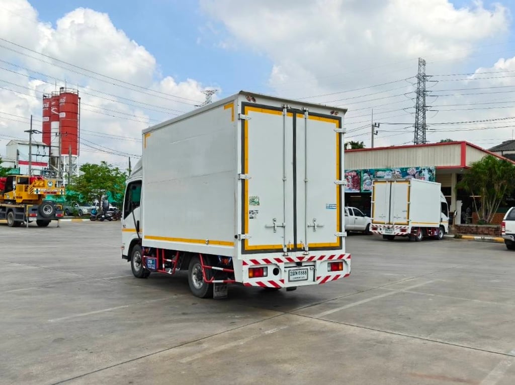 ไมล์ 66,087❗️ISUZU NLR 130 แรง  ตู้แห้ง ยาวใน 3.20 เมตร ปี 2567