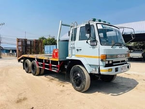 ISUZU 240 สองเพลา ร้อกกี้ 6 เกียรใหญ่